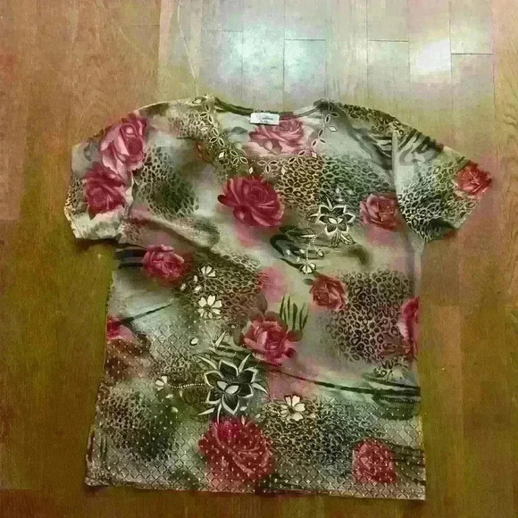Tan Floral Short Sleeves Blouse - Picture 1 of 6